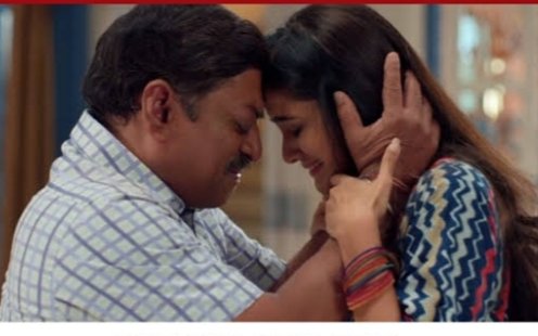 ayeshaxgem_'s tweet photo. Same same 😭😭🥺. Same same hai yrr !! Sai nd aaba ka bhi last sence tha then .....😭nd same savi ke saath hua 😭😭🥺💔!! We will miss u trio 🥺❤️ !! #saikeaaba #saikisavi #saikamaljoshi #savijoshi #saijoshi #ayeshasingh 🥺 #ghumhaikisikeypyaarmeiin https://t.co/5SwyACdw9O