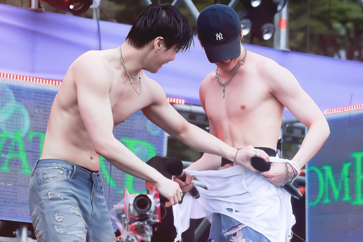 rohaprotector's tweet image. Everyone going viral … i just miss our original waterbomb kings