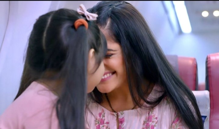 Same same 😭😭🥺. Same same hai yrr !! Sai nd aaba ka bhi last sence tha then .....😭nd same savi ke saath hua 😭😭🥺💔!! We will miss u trio 🥺❤️ !! #saikeaaba #saikisavi #saikamaljoshi #savijoshi #saijoshi #ayeshasingh 🥺 #ghumhaikisikeypyaarmeiin