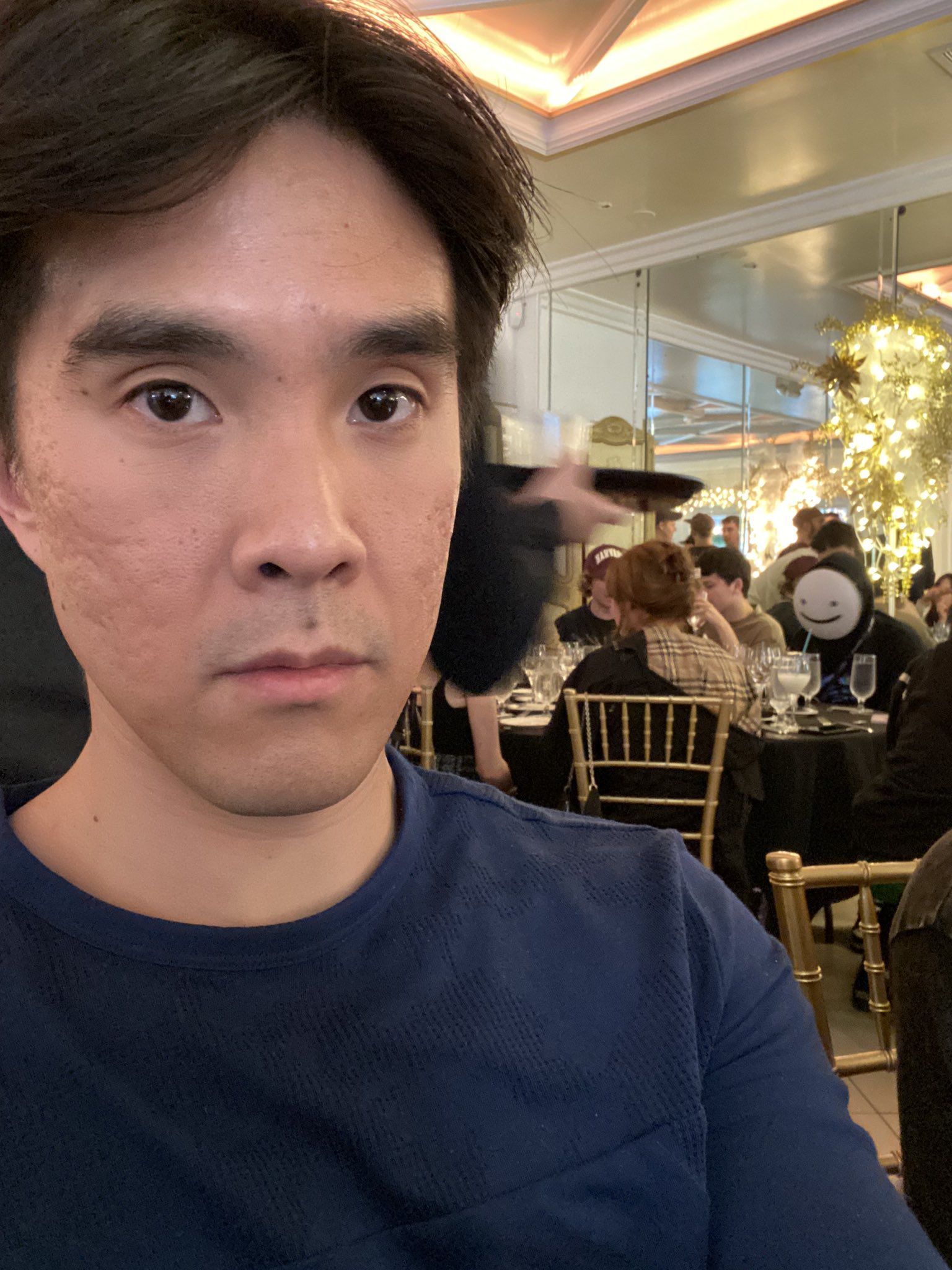 chubbyemu-on-twitter-can-t-even-have-peace-and-quiet-at-dinner