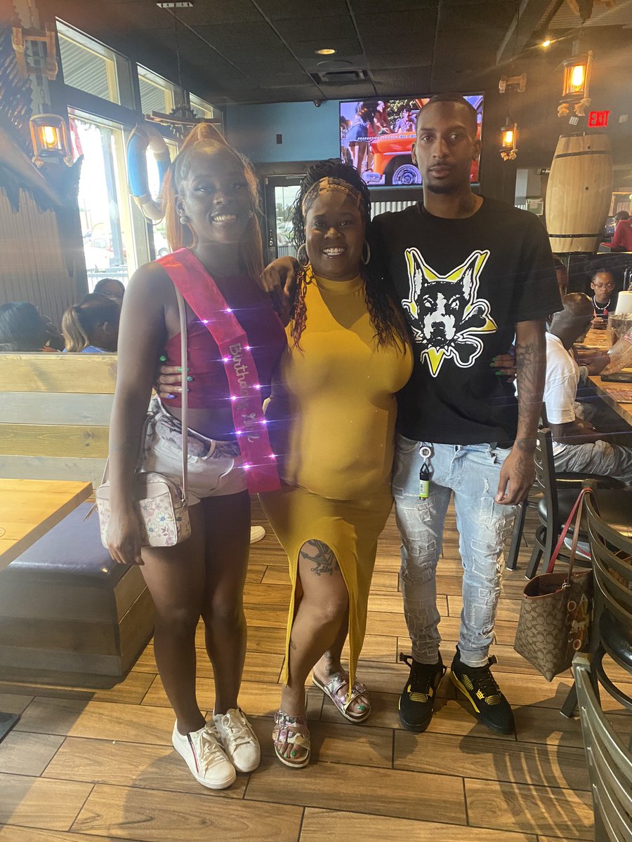 SEXYGRLAW's tweet photo. My best of both worlds 🌎🌎 my lil mama turned 23 on 6-23-2023 my two riders for real https://t.co/fVcoYATlxl