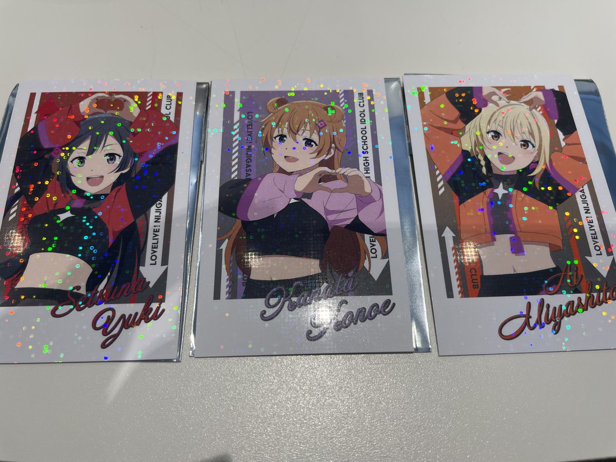 Kiu_0212's tweet photo. 【交換】ラブライブ！ 虹ヶ咲 虹ヶ咲学園スクールアイドル同好会 ニジガク NEXTSKY ポラロイド風ホログラム　トレカ

出→ 衣装　せつ菜　彼方　愛

求→衣装　歩夢　璃菜　>ミアor侑　各1

3枚まとめて交換優先　再交換はご自由にどうぞ
今日明日の仙台手渡しも可能です
よろしくお願いします https://t.co/9i7YHiXmnf
