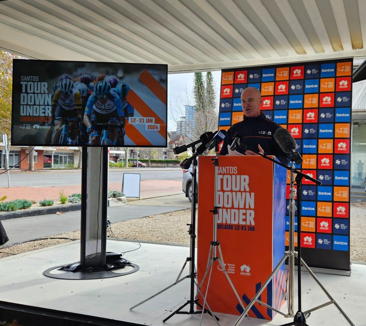 The <a href="/tourdownunder/">Santos Tour Down Under 🚴🚴‍♀️</a> will return from 12-21 January 2024! To help support flood recovery in our Murray River regions, Murray Bridge will host the men's Stage 4 start - helping boost visitation &amp; expenditure, while broadcasting its iconic landscapes globally: tourism.sa.gov.au/news-articles/…