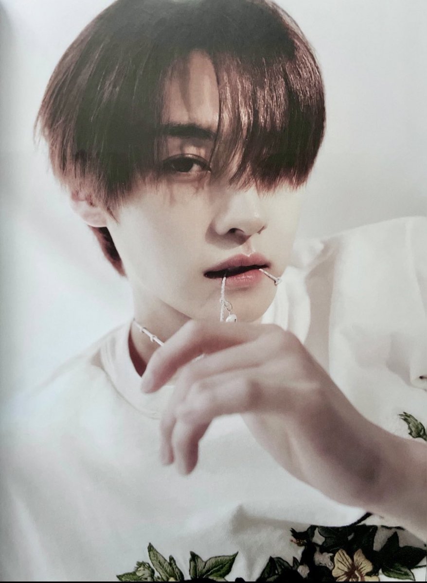 8KIZS's tweet photo. Previews of Lee Know for DAZED KOREA July 2023 Issue https://t.co/AYRHV3cu0e