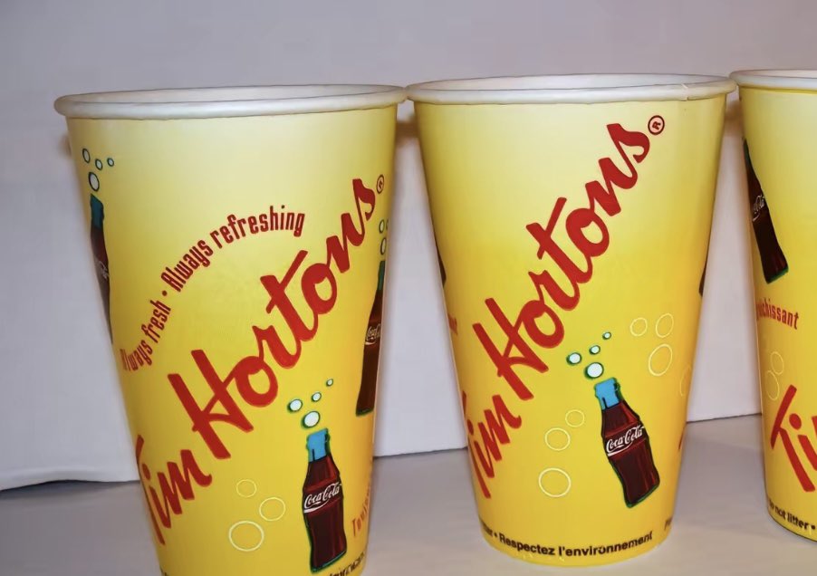 J9Burke8's tweet photo. Peach Juice tasted so much better when it came in these cups. https://t.co/VXXtqDqcYS