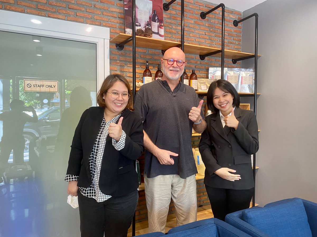 AlodiaOils's tweet image. A very dynamic session yesterday with consultants from the Dept. Of Industrial work.
Waiting for validation of Green Industry Level 2 and heading towards Level 3 immediately.
#alodia #spaproducts #greenindustry