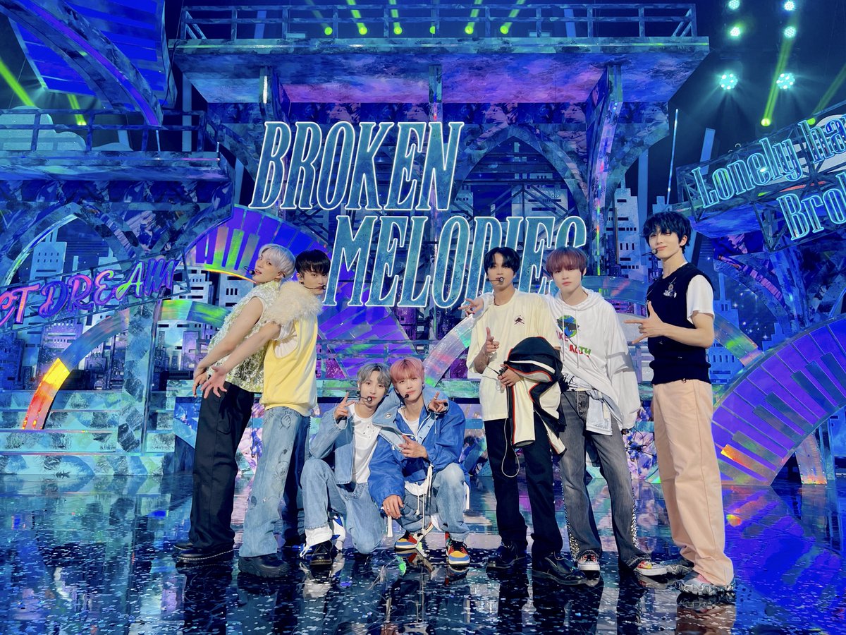 NCTsmtown_DREAM's tweet photo. 오늘 노래와 무대를 보시고 힐링 되는 시간이었으면 좋겠어요! 오늘도 화이팅 가즈아ㅏ

#NCTDREAM #RENJUN  
#Broken_Melodies 
#NCTDREAM_Broken_Melodies
#ISTJ #NCTDREAM_ISTJ https://t.co/8ySjrFx8ms
