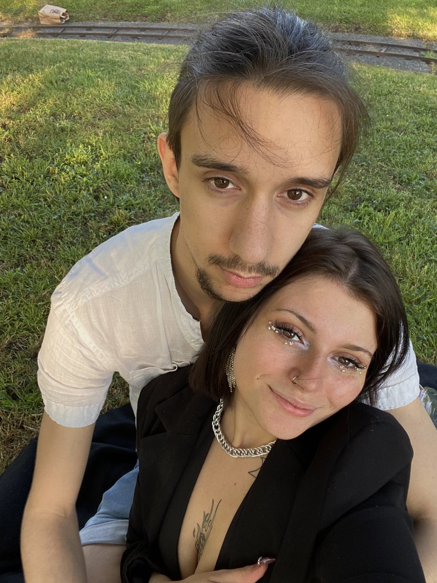 emma🥀🇵🇸 tweet media