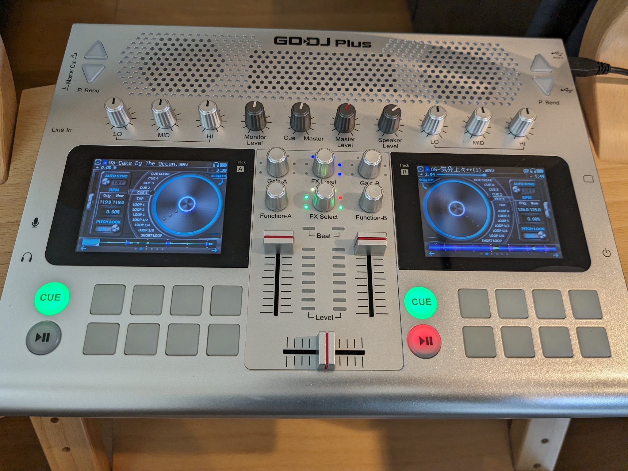GODJplus (ブラック) | cantodaspiscinas.com.br