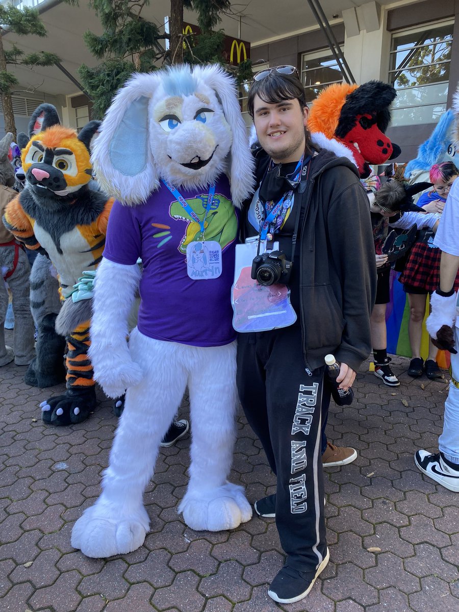 Locomotion The Shy Wolf | 🔜 🤷🏻♂️ tweet media