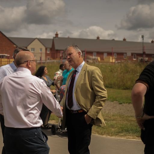 Wonderful tribute yesterday to the late David ‘Romel’ Price from our partners @CadwynHA , <a href="/TirionHomes/">Tirion Homes</a> &amp; <a href="/Lovell_UK/">Lovell</a> 🌳 tree was planted by WVP Chair Col Hugh Bodington &amp; a bench installed on the Ely trail at The Mill Living veterans housing cluster.

#WholeofLifeApproach #WVP