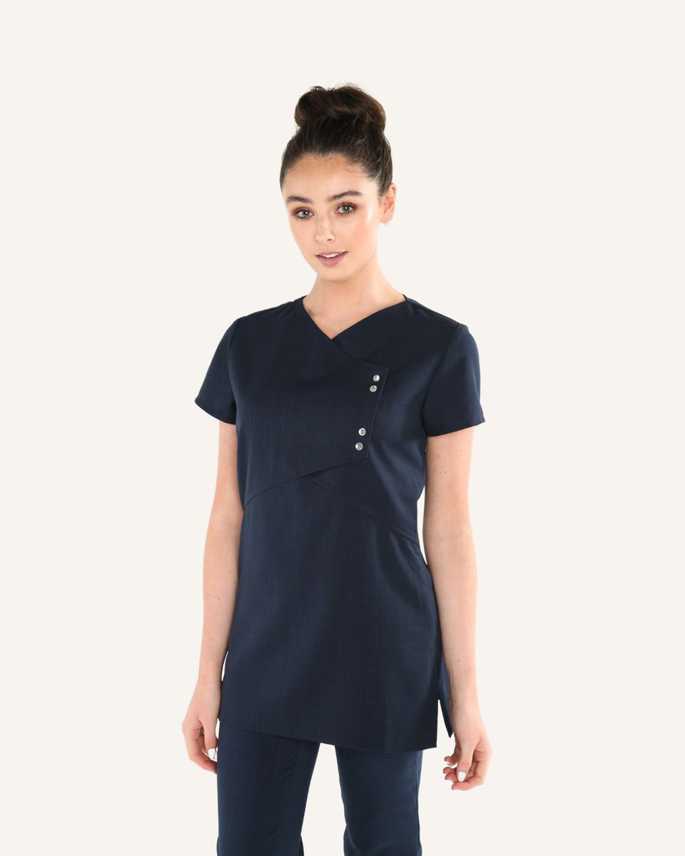 La_Beeby's tweet photo. LAST CHANCE❗ Shop our summer sale now: https://t.co/NmWWMgYJBH
⠀
Ends Monday 26th June.
⠀
#tunicsale #uniformtunic #spauniforms #salonuniform #qualitytunics #beautyuniform #labeeby #qualitycustomuniforms #beautyuniforms #salonwear https://t.co/x0H2tcveVc