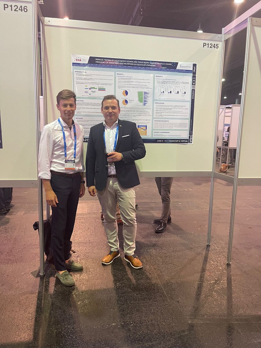 bence_batai's tweet photo. Was honoured to present our latest results in follicular lymphoma using ctDNA based detection of EZH2 mutations at EHA2023. Elaborate work lead by @CsabaBdr1 and @nagakos93 shows that concomitant testing of tissue DNA and ctDNA can reveal an additional 10% of EZH2 mutant patients https://t.co/GS45pcUvPM