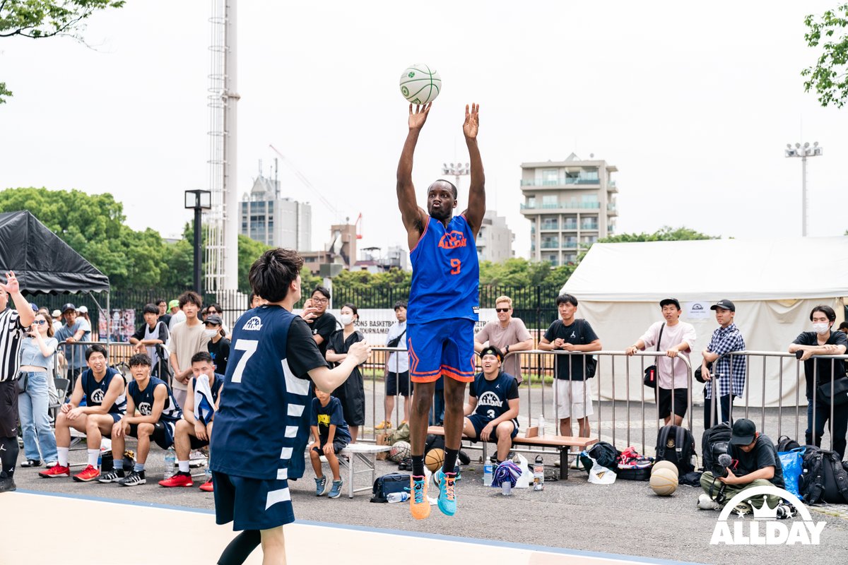 ALLDAYMAG's tweet photo. ALLDAY 2023 SPRING
Quaterfinal 3
VELTEX TOKYO 14🆚23 Yokota Warriors
#ALLDAY #alldaybasketball #ALLDAY2023SPRING #YOYOGIPARKPLAYGROUND #PICKUPPLAYGROUND https://t.co/v7L2qQqnBl
