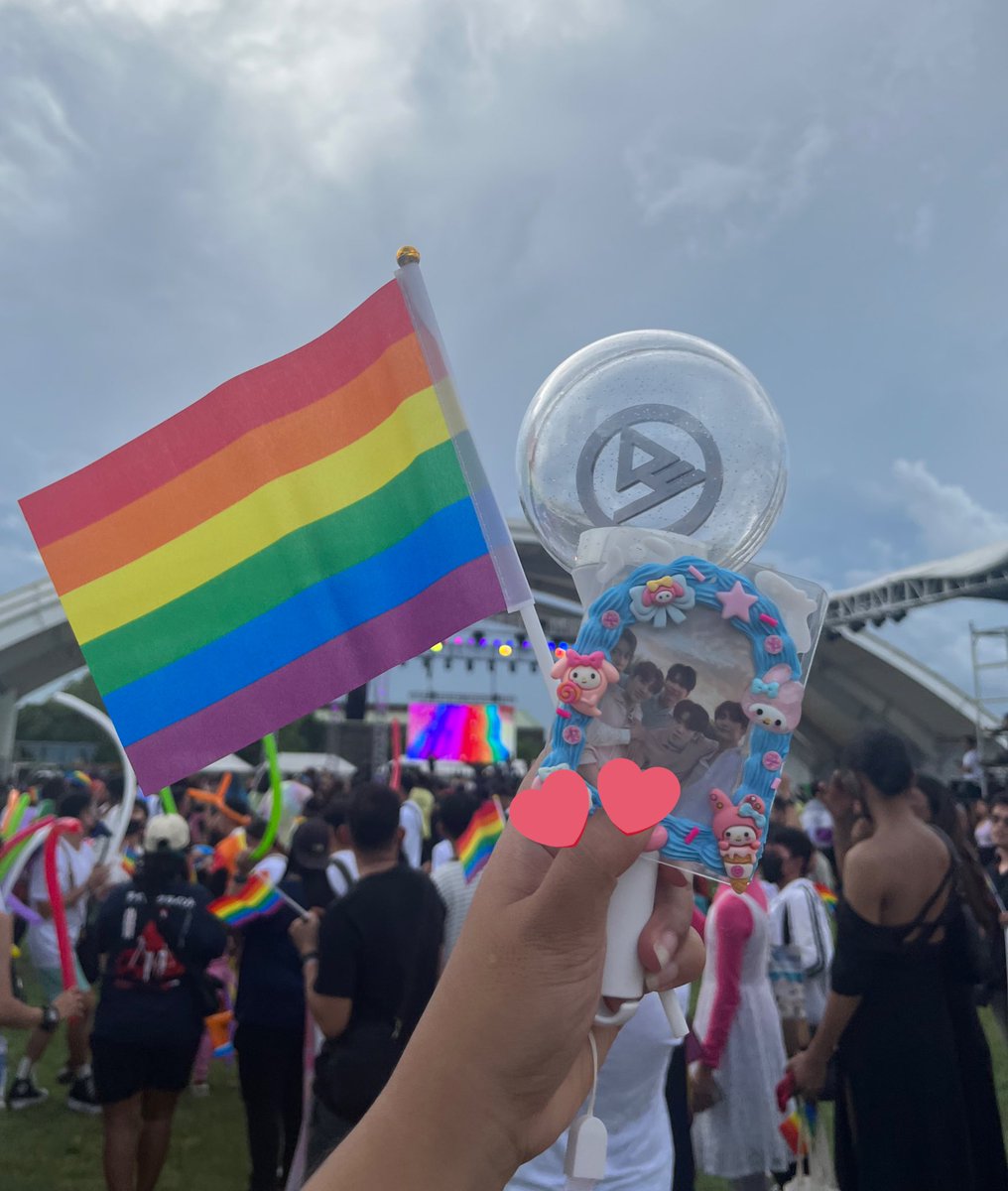 with my favorite gays ❤️ @official_ACE7 

#TAYOangKULAYAAN #SOGIEEqualityNOW
#Pride2023 #PrideMarch #PrideMonth