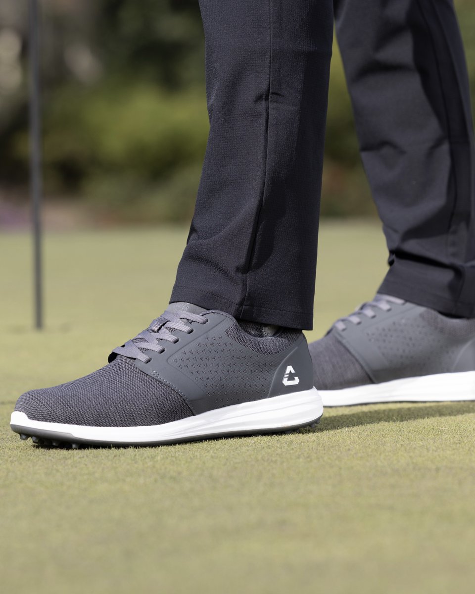 TravisMathew_EU's tweet photo. Who's making money on the greens this weekend? 💷⛳️
#travismathew #cuater https://t.co/12sWSsvdJD