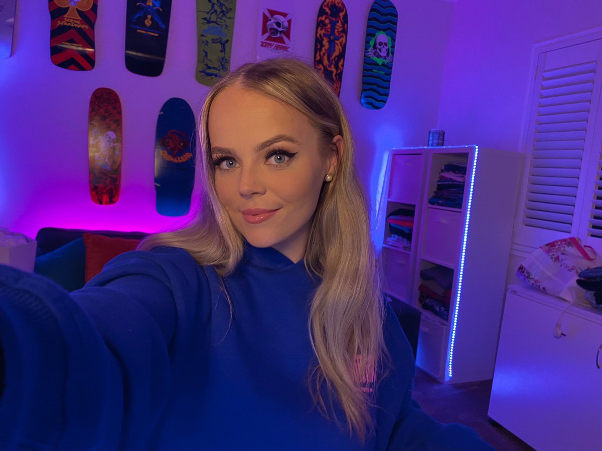 caitlynrosettv tweet media