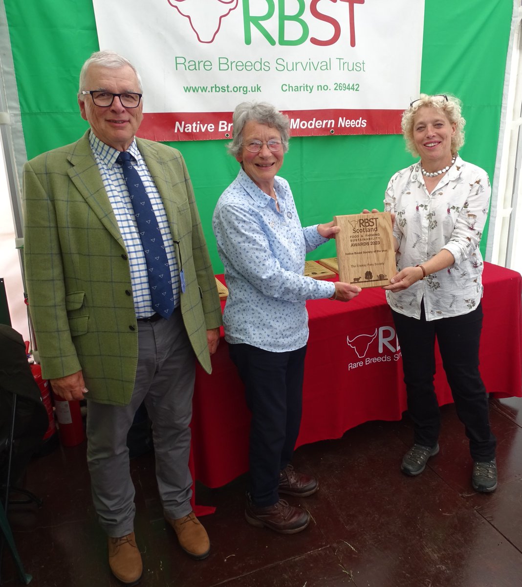 Delighted to win the @RbstScotland #FoodandFarmingSustainabilityAward for Native Breed Society of the Year. 

We work with @RBSTrarebreeds and others to preserve the #eriskaypony and to demonstrate what an amazingly versatile #nativepony it is.

eriskaypony.org