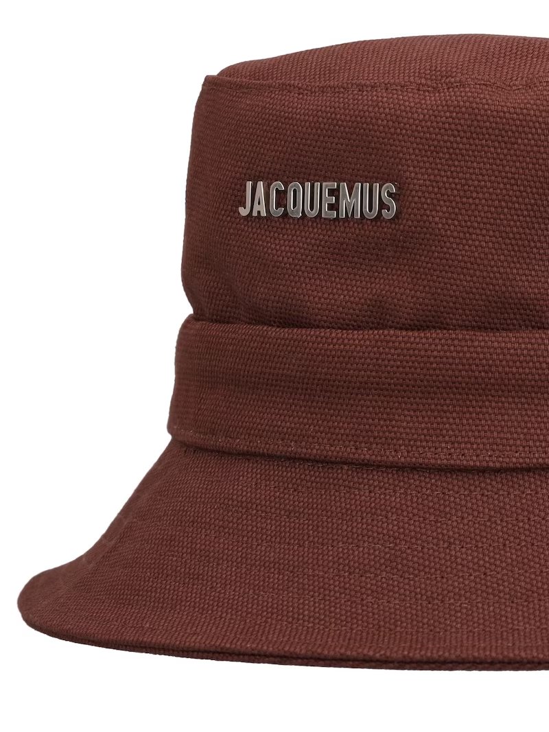 CaminoTV's tweet photo. Le Bob Gadjo Jacquemus est à 50€ 🪵

Lien https://t.co/C1UT7vlxhT (A50) https://t.co/wMcexHraZO
