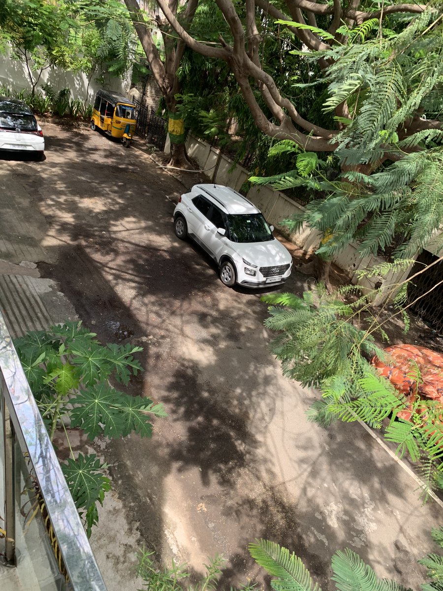 @chennaicorp @ChennaiTraffic There is illegal parking every day on Seetha Nagar 1st street, Nungambakkam. In the evenings cars are parked on both sides of the road. Please help us out.