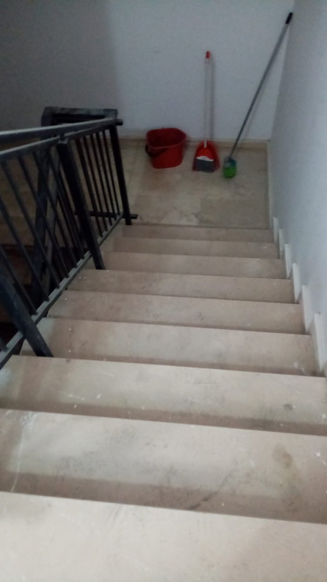 6Vadi's tweet photo. Sitemizi dip köşe temizleyip,pırıl pırıl yaptık ki,Kurban Bayramına hazır olsun.@EmlakYonetim 
@AlicanOzpolat https://t.co/jmhQWFLIP8
