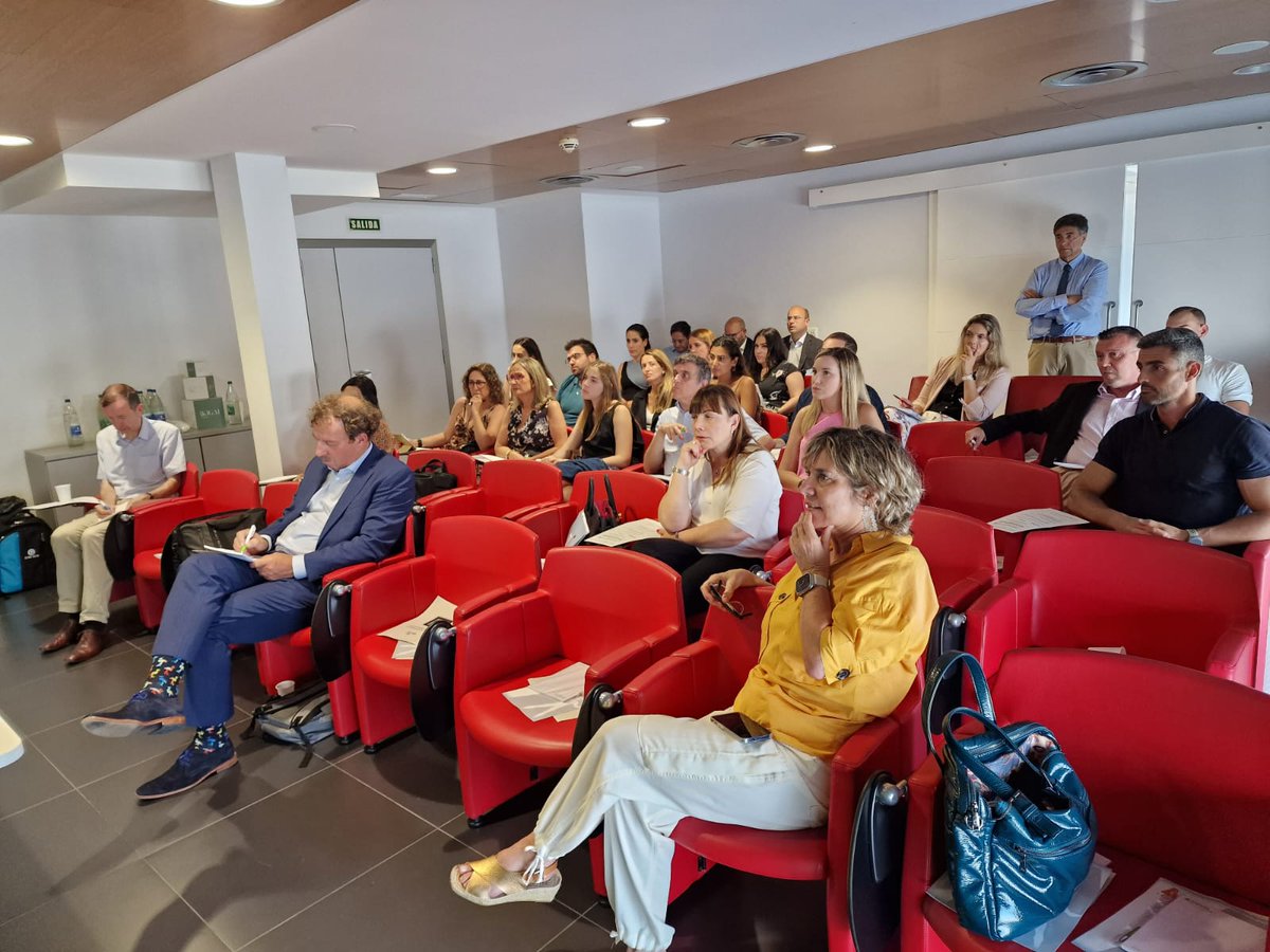SEOR_ESP's tweet photo. Con amplia participación se ha celebrado estos días la Reunión del Grupo Español de Hipertermia Oncológica SEOR en el Salón de Actos de los Hospitales Universitarios San Roque en Las Palmas de Gran Canaria https://t.co/Ydf38xdshT