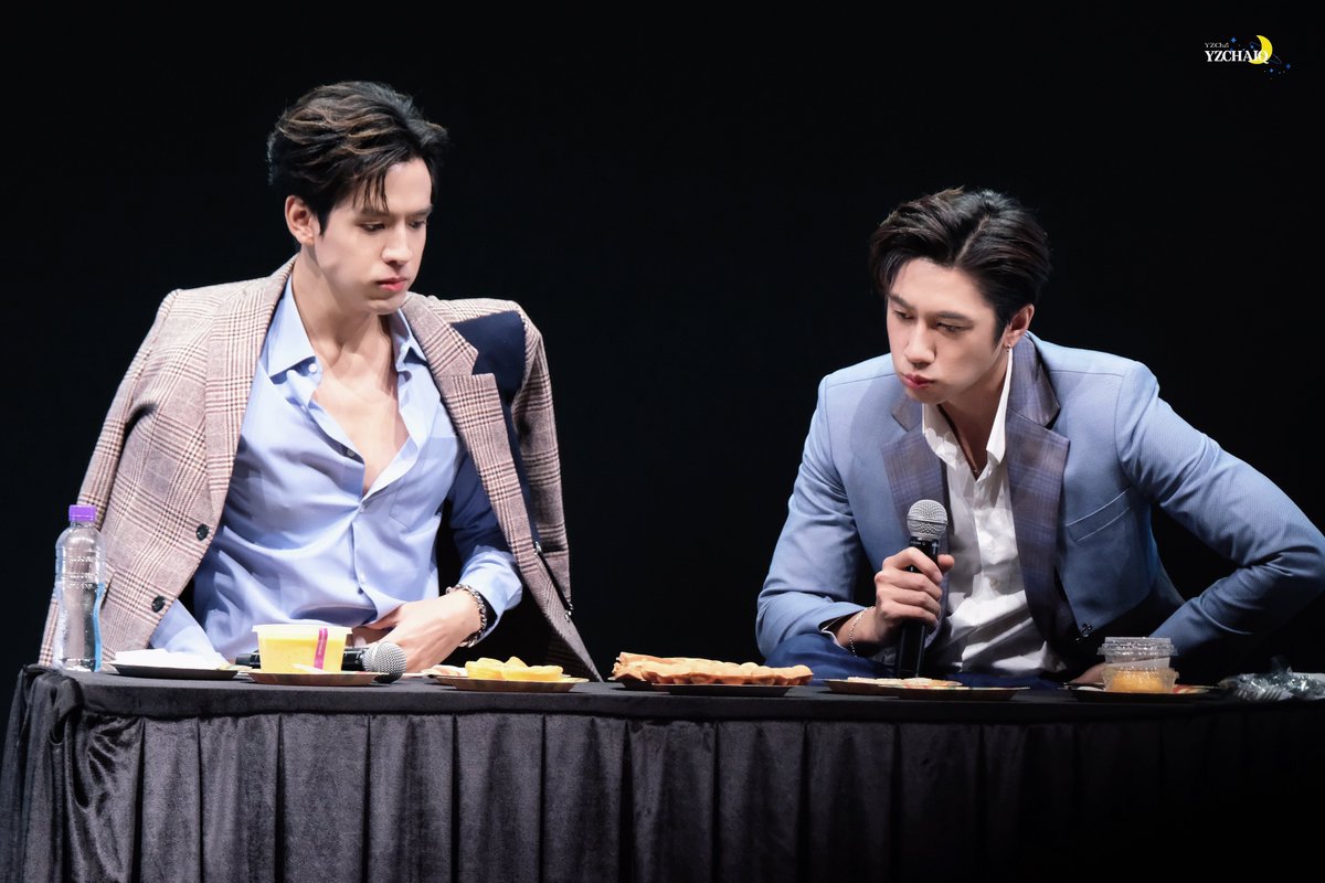 🤭🤭

#JF1stFanmeetingMacau 
#แจมฟิล์ม #JamFilm 
#แจมรชตะ #JamRachata
#ฟิล์มธนภัทร #FilmThanapat