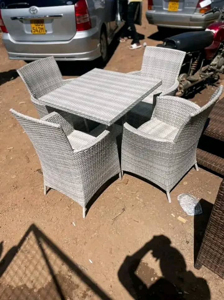 mayende_brian's tweet photo. Watsup me on 0771147802 or 0758590541 for more details https://t.co/ac4WksPkoz