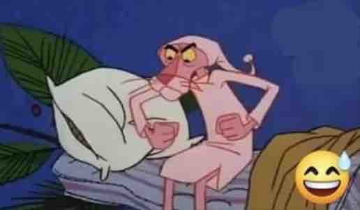 Guarromantico_'s tweet photo. Cuando ya te habías acomodado para dormir y te escriben para ir a lokiar. https://t.co/wIURBN3ywD