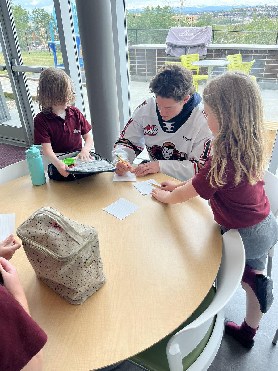 Our primary school students enjoyed a special visit from Calgary Hitman Hockey player - Matteo Danis this week!(Principal, Mrs. Danis’s son :) 
#wearerundle #together #bekind #becurious 
<a href="/DanisMatteo/">Matteo Danis</a> <a href="/WHLHitmen/">Calgary Hitmen</a>