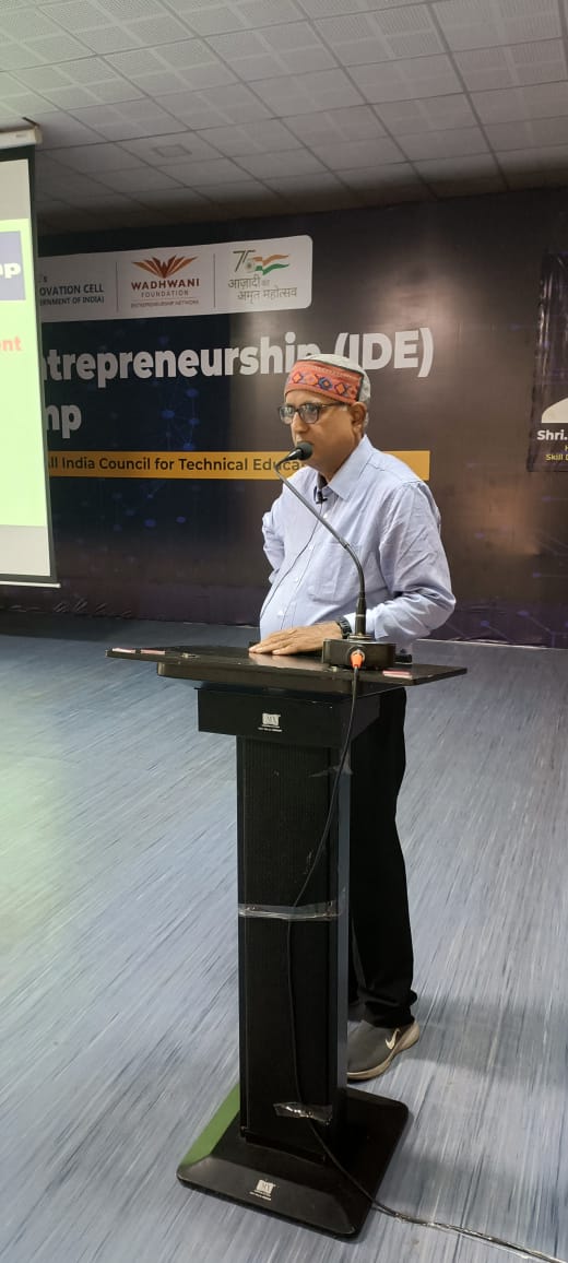 IITBBSRREP's tweet photo. 📢 Exciting seminar update! Joining Dr. Santosh Kumar's session on User-Ergonomics Evaluation and Testing.
For live https://t.co/IaHK5vOiKu
#idebootcamp23
#micbootcamp23 #entrepreneurs #bhubaneswar
#IITBBS
@PMOIndia @EduMinOfIndia @mhrd_innovation @narendramodi_in @dpradhanbjp https://t.co/LDi49Fw6bv
