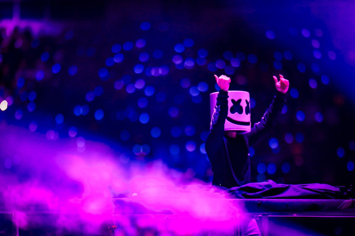 SSalvador2023's tweet photo. La rompimos durísimo con @marshmello en la inauguración de los XXIV Juegos Centroamericanos y del Caribe San Salvador 2023. 🤯🔥 https://t.co/HAOYUMC5IZ