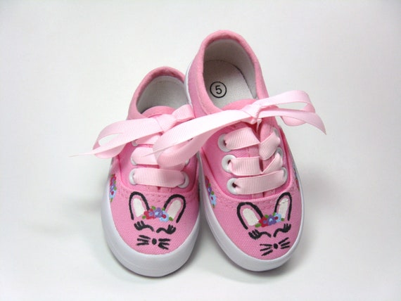 boygirlboygirldesign (@boygirlboygirld) on Twitter photo Bunny Rabbit Shoes for tinyurl.com/yzu6dxfx via <a href="/EtsySocial/">EtsySocial</a> #etsymntt #etsysocial #EasterBunnyShoes #RabbitFaces Bunny Rabbit Shoes for tinyurl.com/yzu6dxfx via <a href="/EtsySocial/">EtsySocial</a> #etsymntt #etsysocial #EasterBunnyShoes #RabbitFaces