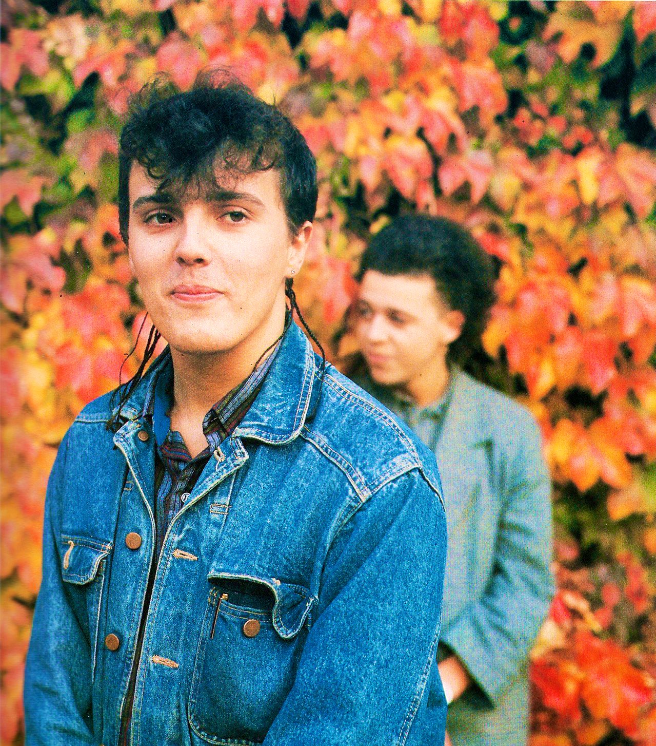 Happy 62nd birthday to Curt Smith. 

What are your favorite Tears For Fears songs? 
