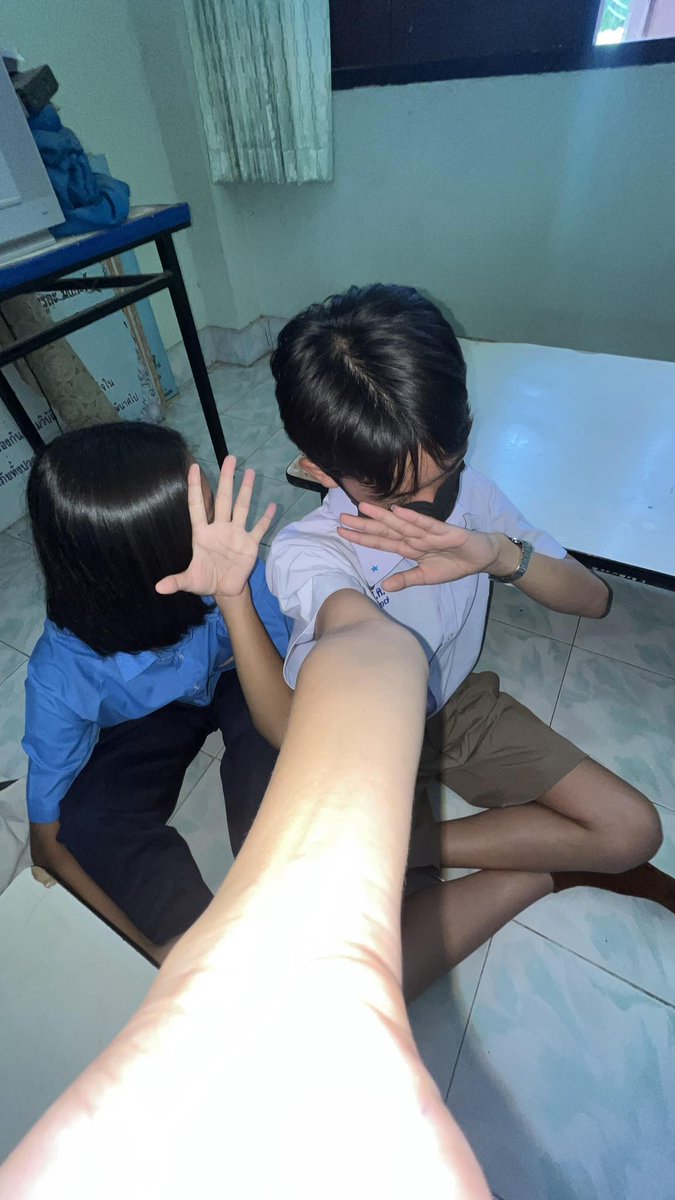 NANNAPATR_13Y's tweet photo. เขียดกับจิ้งจกอยู่ด้วยกัน😐 https://t.co/XN2awmlKxY