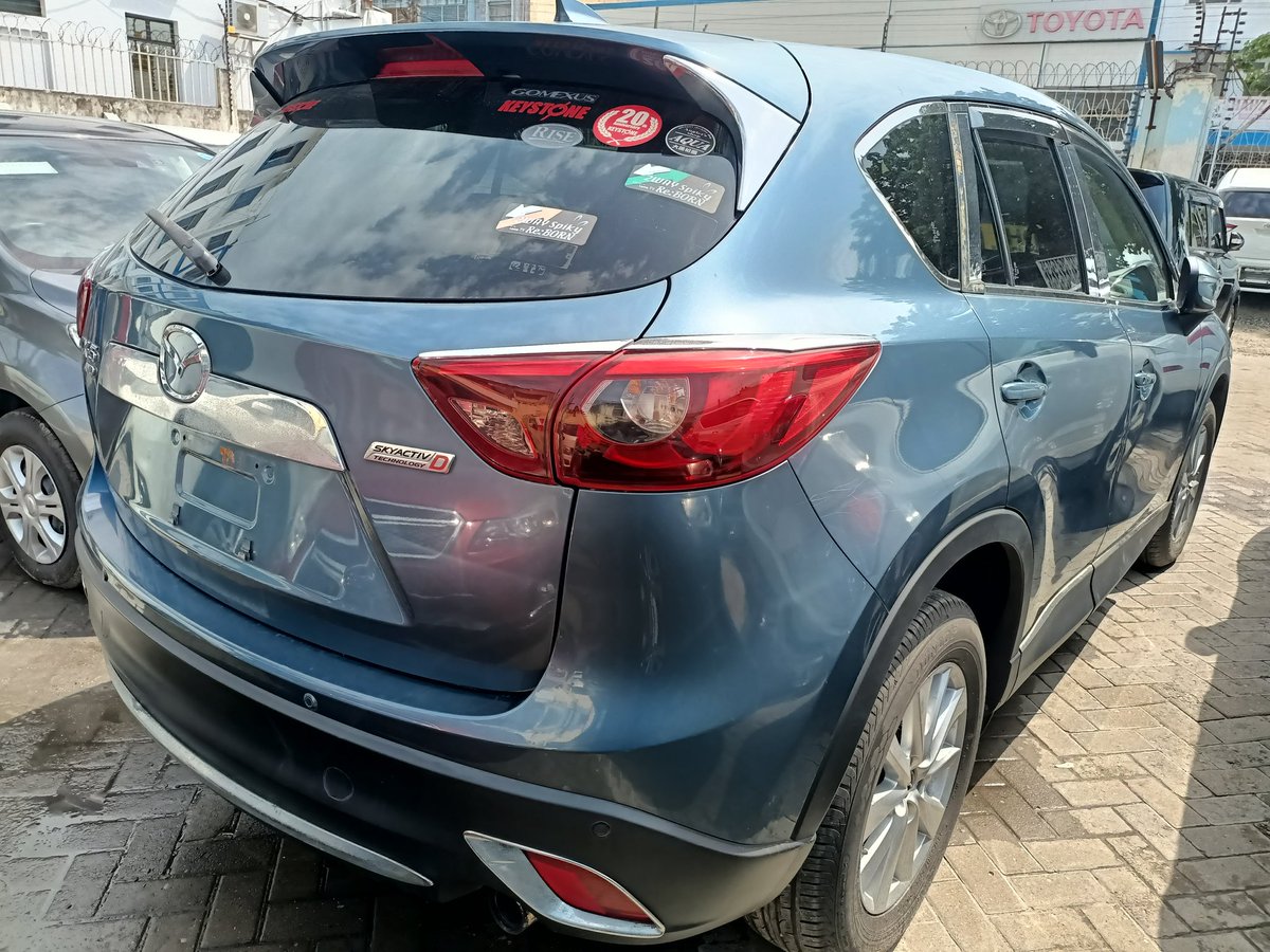 Mazda CX5
Year 2015
2200cc Diesel 
Mileage 200k*
Price 2m 🔥 deposit 1m
Late Registration KDH
(Not used locally)
+254729233495