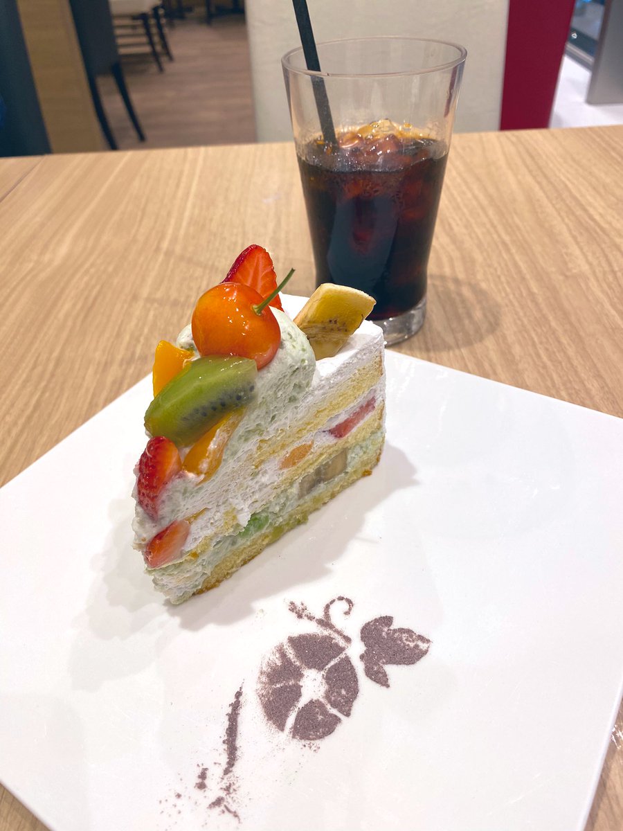 サーフィン🏄‍♂️カフェ🍰🤍