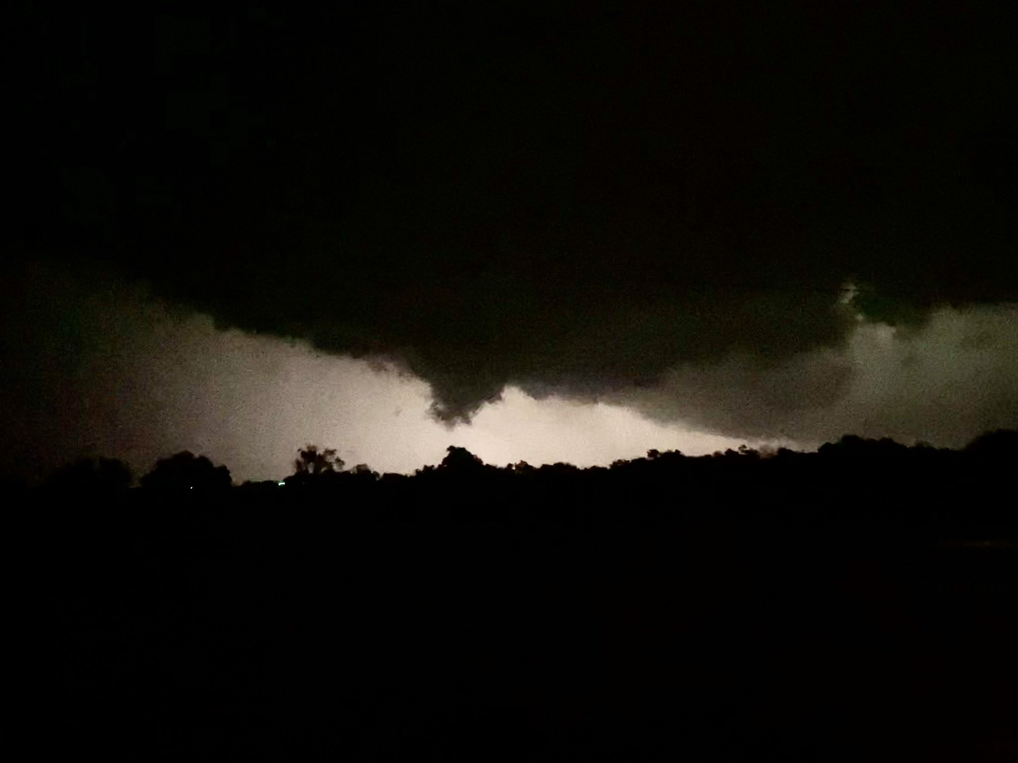 Dakota McGee on Twitter "Damn near saw 3 different tornadoes drop near