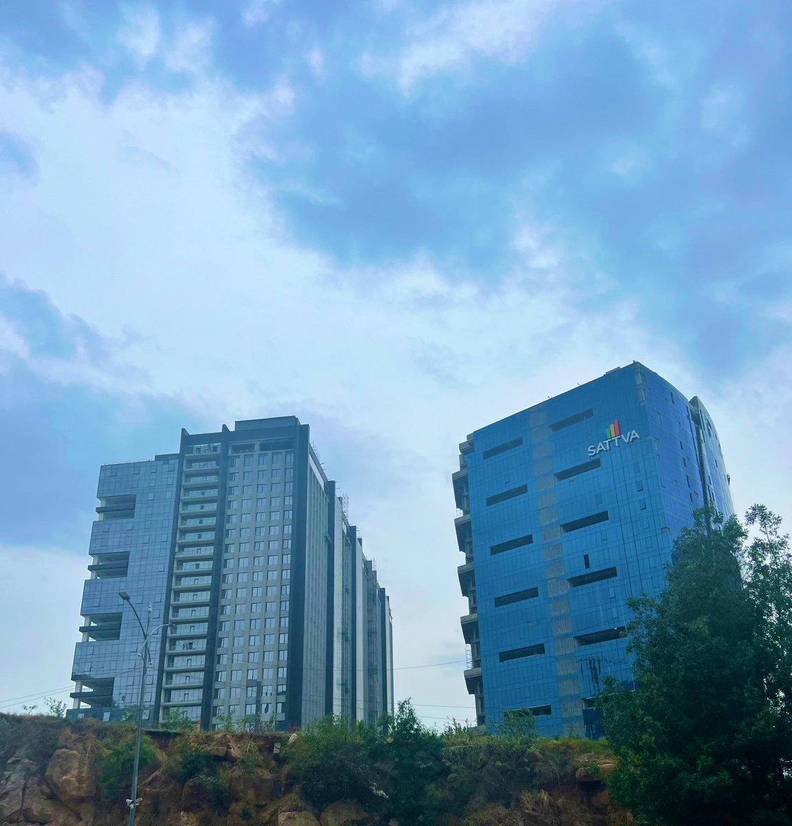 Salarpuria Commercial & Qualcomm Commercial towers in a single frame located in Knowledge City near Myhome Bhooja & THUB !!