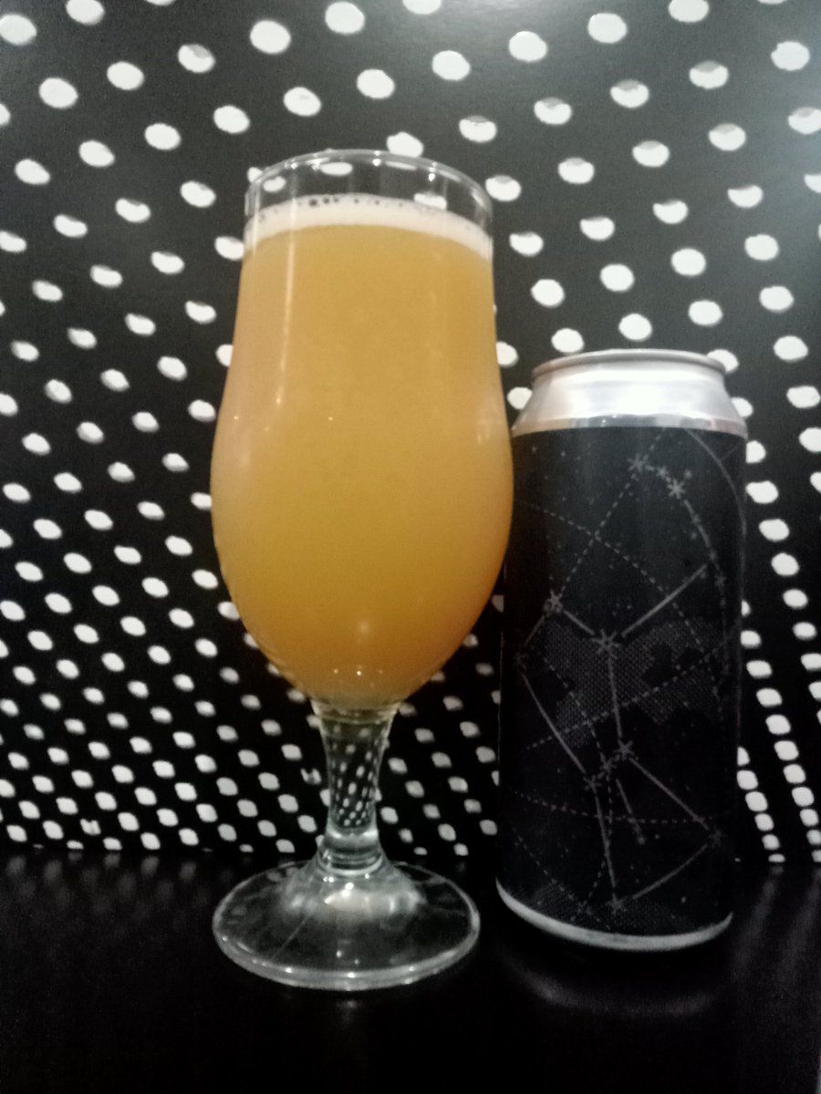 FCervisia's tweet photo. Termina el #CebadaYVinyl con Orion de @MortalisBrewing DNEIPA espesa y amarga 8%. De fondo el Bloom de @BeaccchHoussse 2012.

#Frigus #beer #craftbeer #cerveza #beerme #BrothelHB #vinylrecords #vinylcollection #beetime #beerlover #viernes #drinkbeer #artesanal #birra #TGIF https://t.co/ipMd9ZMTVj