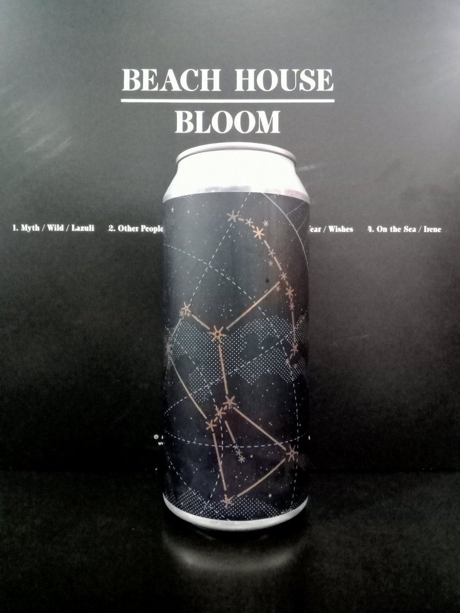 FCervisia's tweet photo. Termina el #CebadaYVinyl con Orion de @MortalisBrewing DNEIPA espesa y amarga 8%. De fondo el Bloom de @BeaccchHoussse 2012.

#Frigus #beer #craftbeer #cerveza #beerme #BrothelHB #vinylrecords #vinylcollection #beetime #beerlover #viernes #drinkbeer #artesanal #birra #TGIF https://t.co/ipMd9ZMTVj