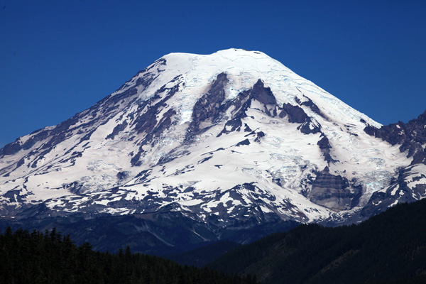 En ce moment sur mon blog :
Fonte rapide des glaciers du Mt Rainier (Etats Unis).

Right now on my weblog :
Rapid melting of Mt Rainier glaciers (United States).

claudegrandpeyvolcansetglaciers.com/2023/06/24/fon…