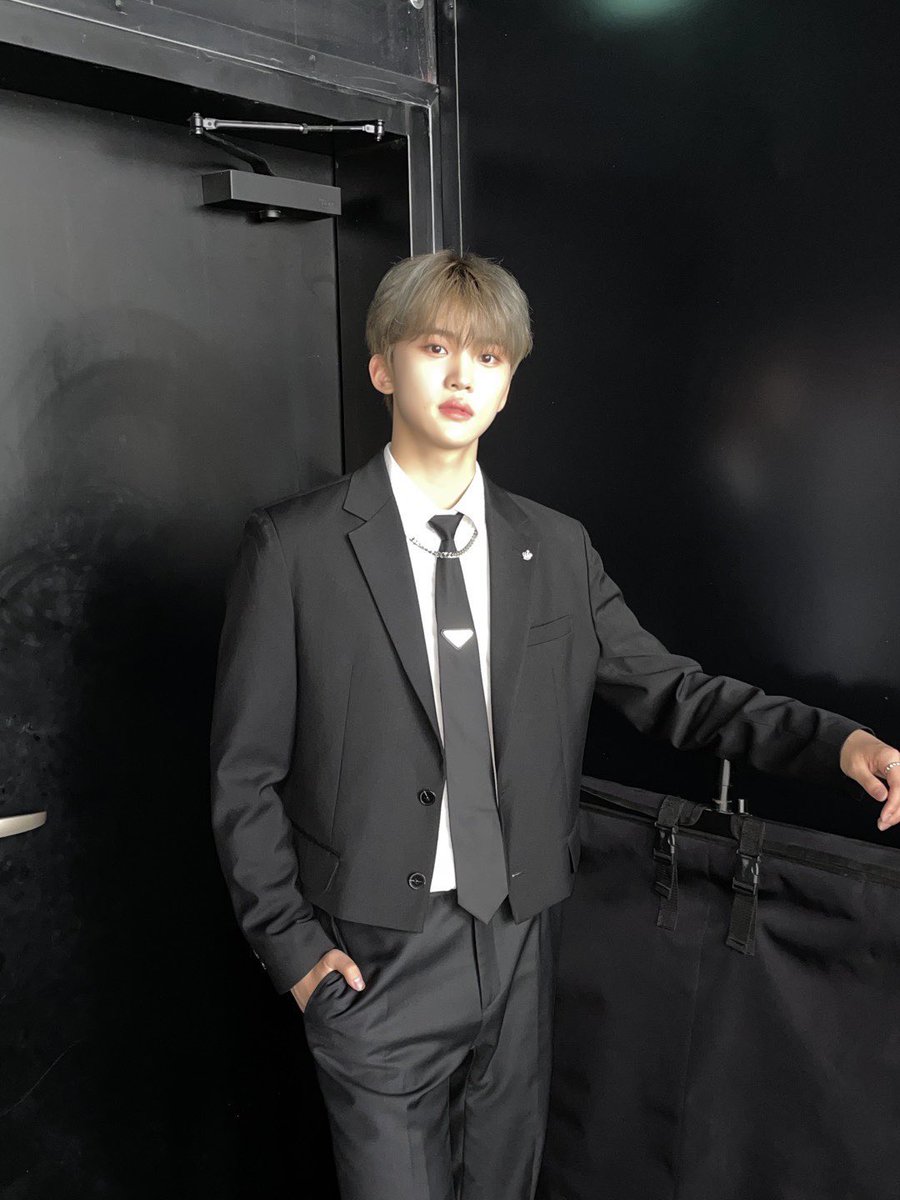 이거너무남자냄새나……….. 아땨땨💕💕