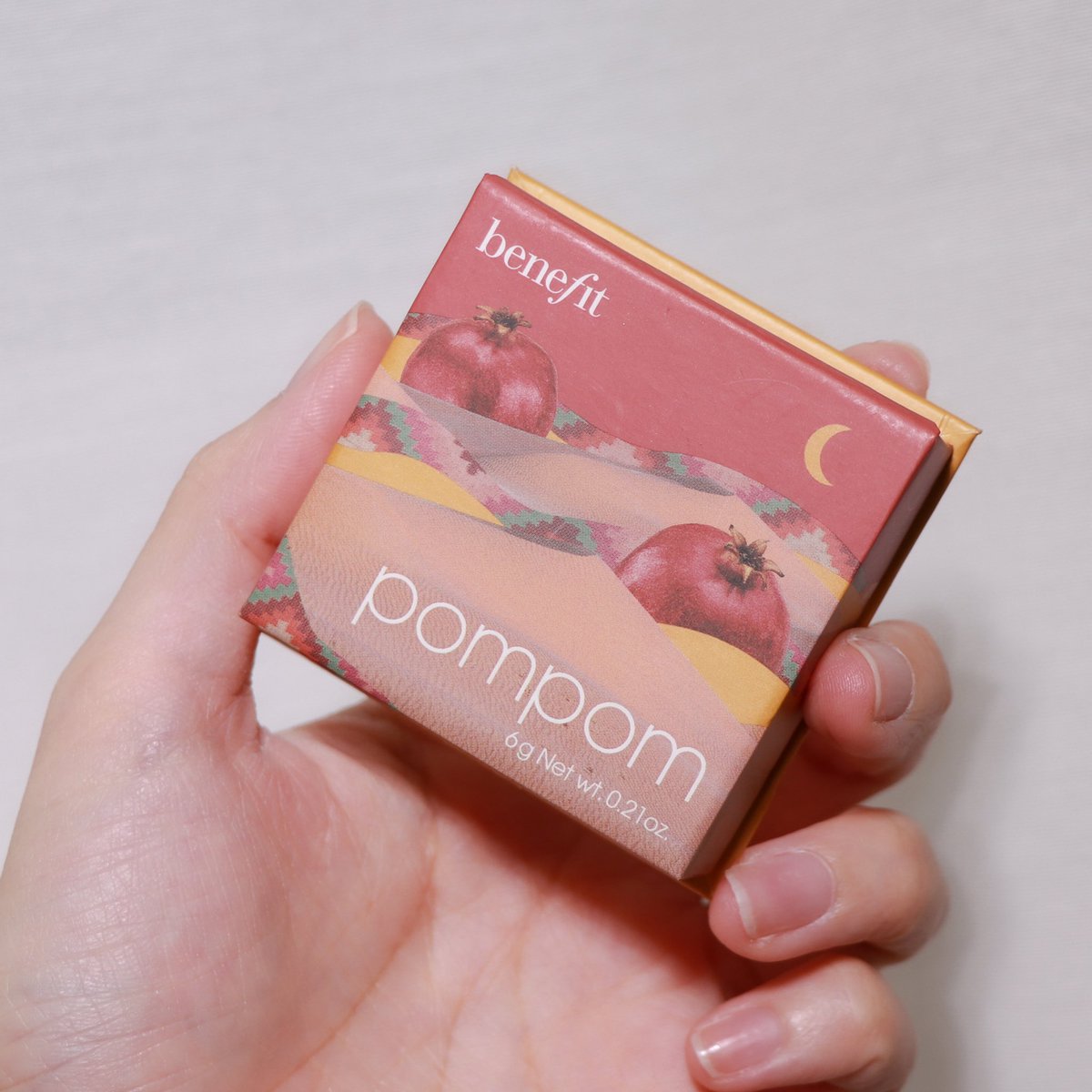 fhay_cotton_h's tweet photo. บอกเลยว่าเป็นแฟนคลับบลัชออนของ Benefit อย่างสีล่าสุดที่สอยมาเพิ่มคือ สี pompom น้องเป็นโทนแดงชมพูตุ่นๆ สีแบบว่าขับผิวมากกก มีความบ่มๆหน่อย ติดทนด้วย https://t.co/NRRJNCvM1B