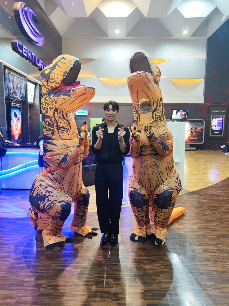 ใครน่ารักกว่ากัน
.
<a href="/m34nismind/">m34nismind</a>
#MeanPhiravich