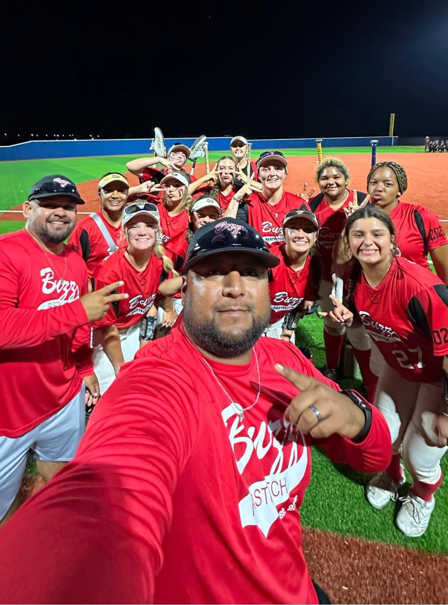 Buzz Gold 08 tweet media