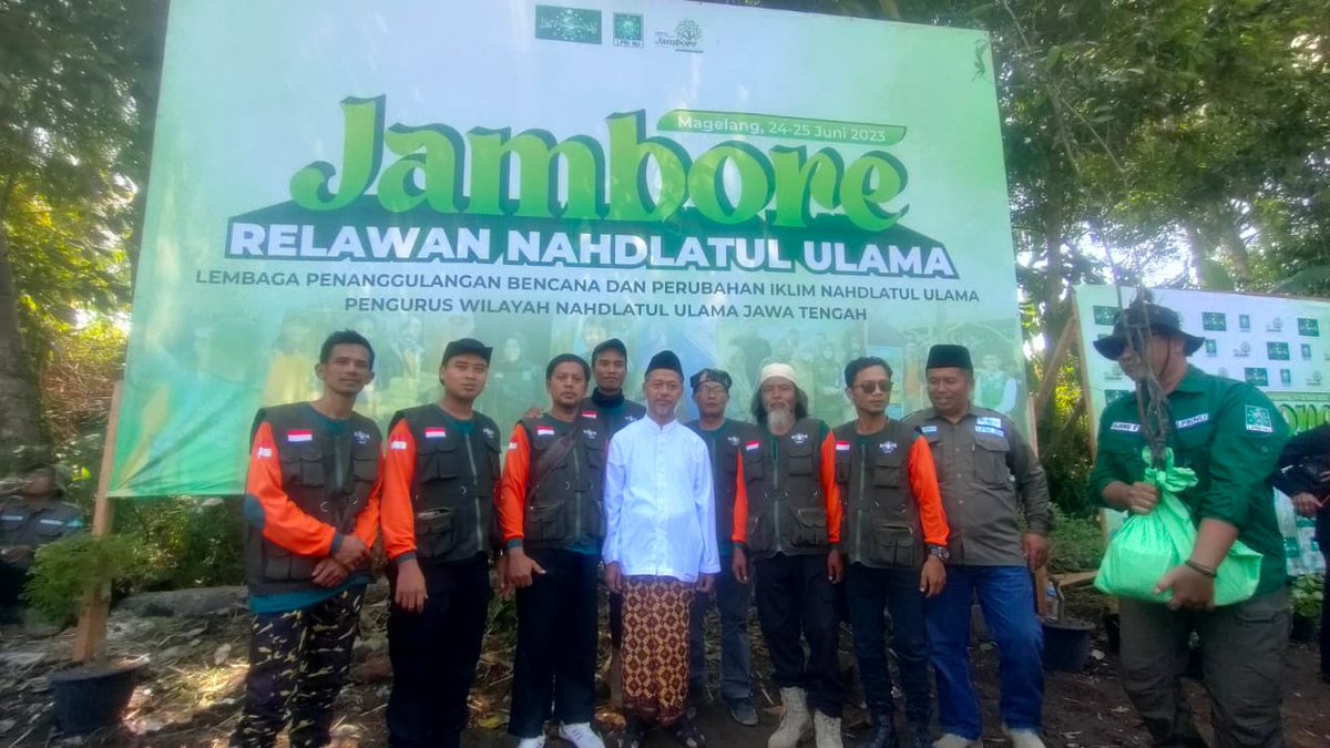 Edytawang's tweet photo. Alhamdulillah
Saget midangetaken dawuhe Romo yai @muzamilmahmud https://t.co/R9YfqJzKCk