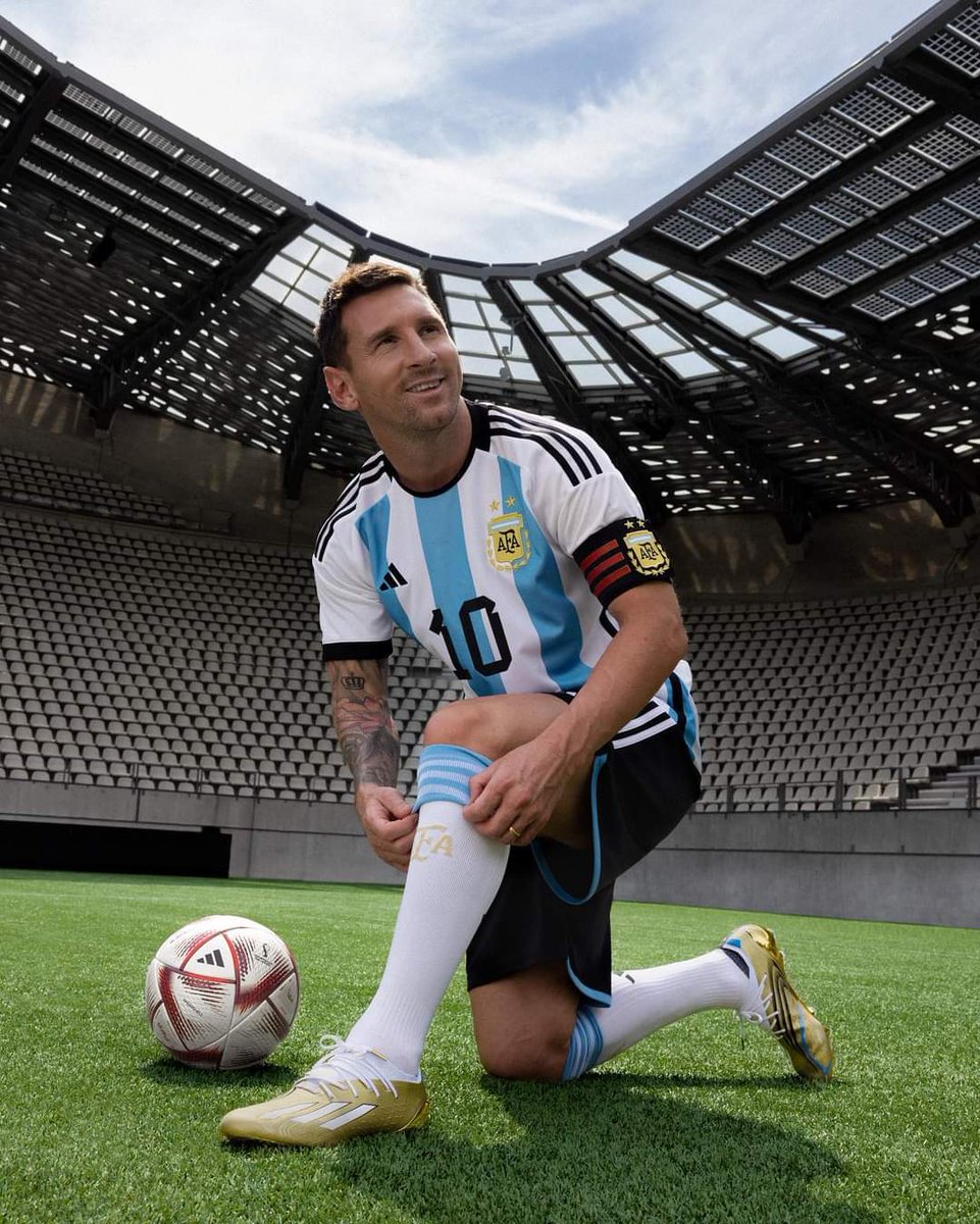 JitulChetia16's tweet photo. Happy birthday 🎈🎂 God
#Messi𓃵 https://t.co/gSZt0uwttk