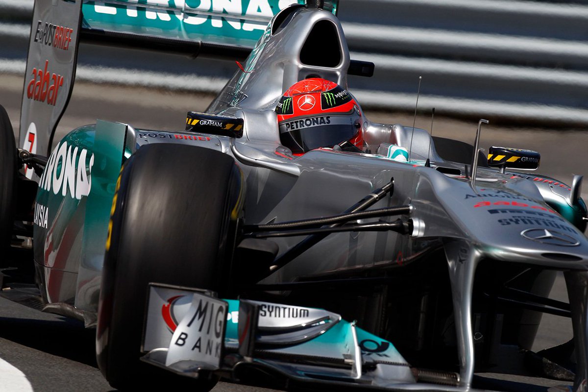 F1Gate's tweet photo. ミック・シューマッハ、父ミハエルのメルセデスF1 W02をグッドウッドで運転
https://t.co/akgLkGSLth
#F1JP | #F1 | #グッドウッド | #ミック・シューマッハ | #ミハエル・シューマッハ | #メルセデス | #W02 https://t.co/KZ3Dopjp1p
