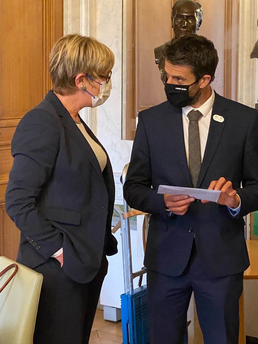 Celine_Brulin's tweet image. La flamme olympique en #SeineMaritime et près de #Bolbec ! 
J’avais plaidé en ce sens auprès de Tony Estanguet, président du COJO #Paris2024. 
On aimerait tant que ces JO soient une belle fête populaire, accessibles et exemplaires, porteurs des meilleures valeurs du sport.